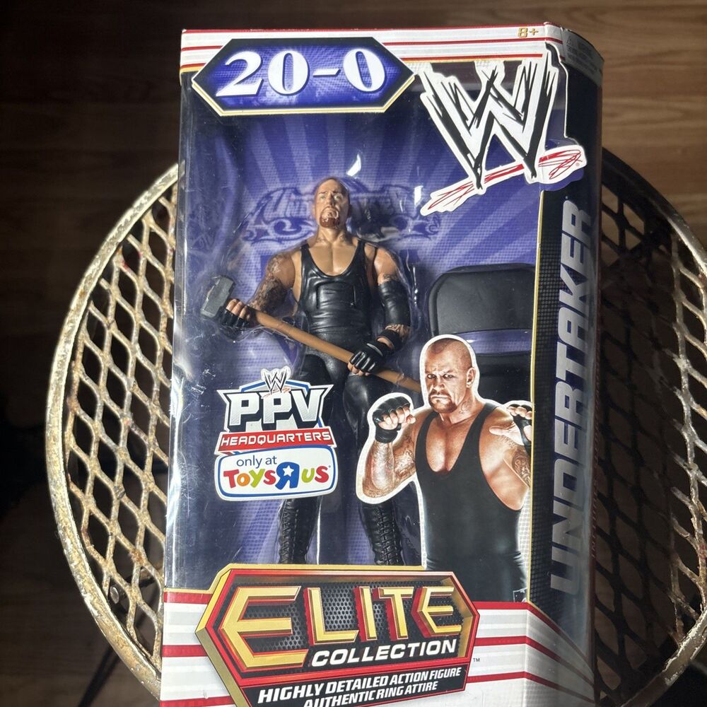 WWE Mattel Elite Toys R Us Exclusive 20-0 The Undertaker
